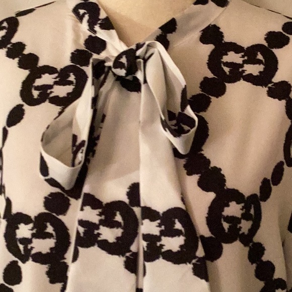 COPY - NNT Cream & black color front bow Double G button down long sleeves shir… - Picture 5 of 8